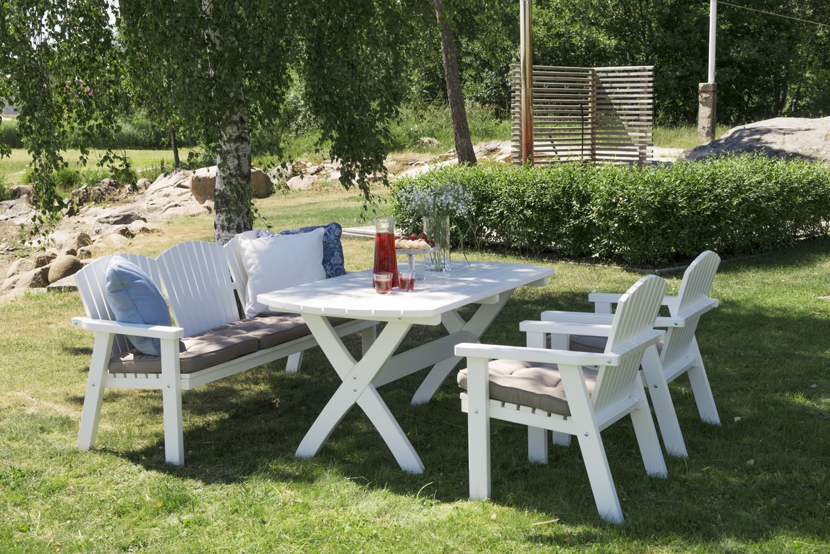 Solvik Sofa, Gartenbank aus FSC-Holz weiß von Hillerstorp