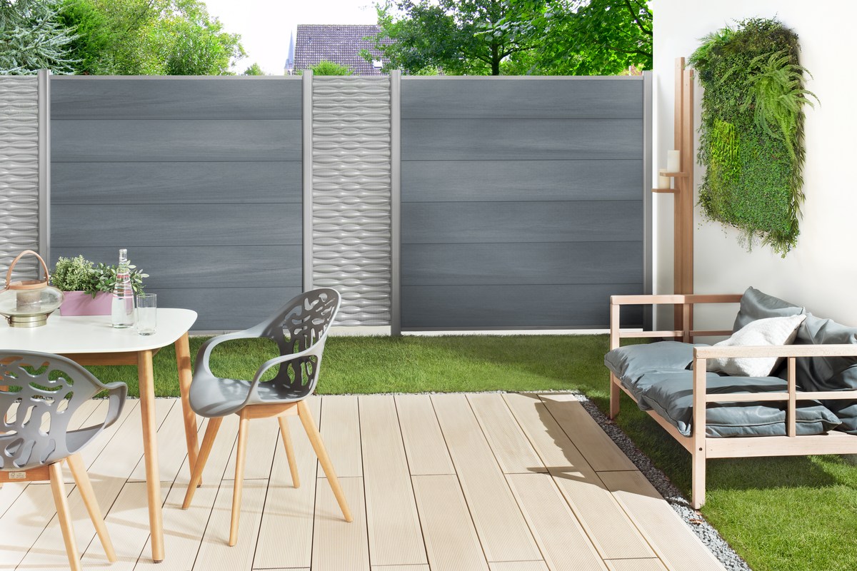 SYSTEM WPC PlatinumXL Zaunfeld-Set 178x184 cm grau / Leisten silber, von TraumGarten