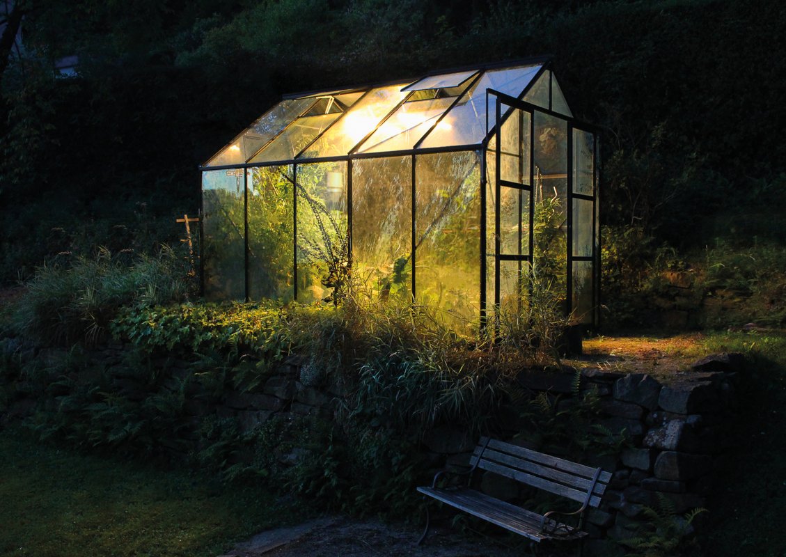 Vitavia Gewächshaus-Set Uranus 8300 ESG 3 mm, schwarz inkl. LED-Beleuchtung
