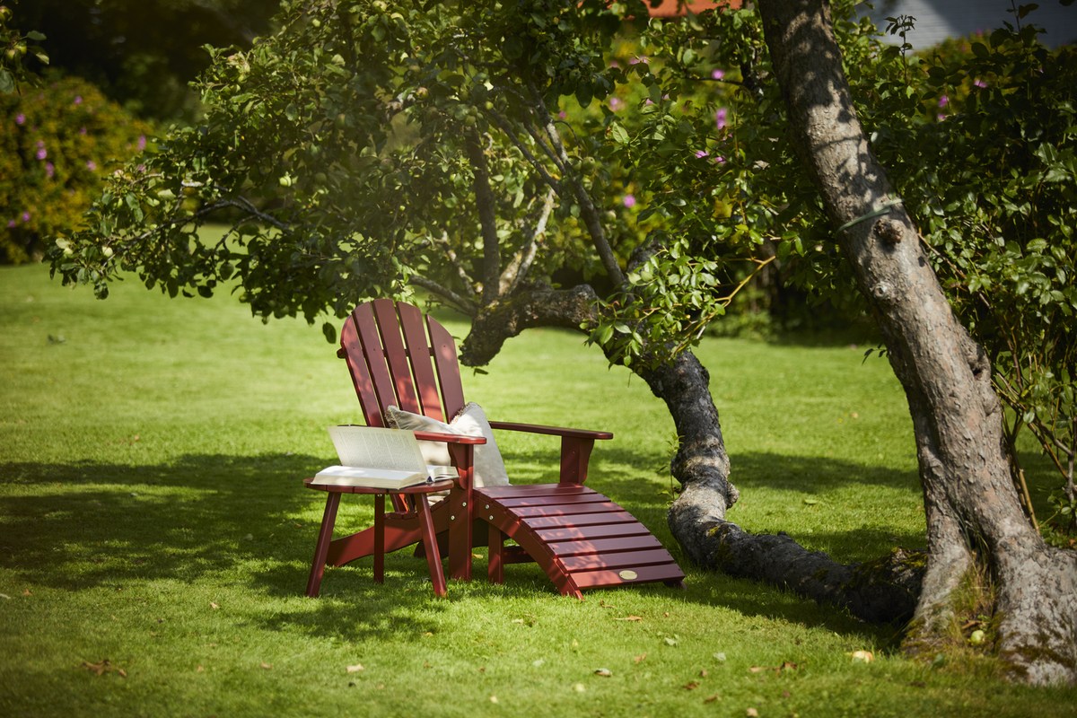 Tennessee Deckchair rot, Adirondack Stuhl aus Holz mit Fußhocker