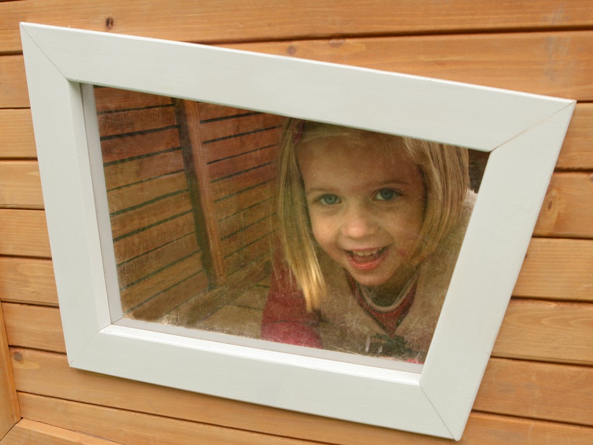 AXI Stelzenhaus Emma braun/weiß mit Rutsche blau