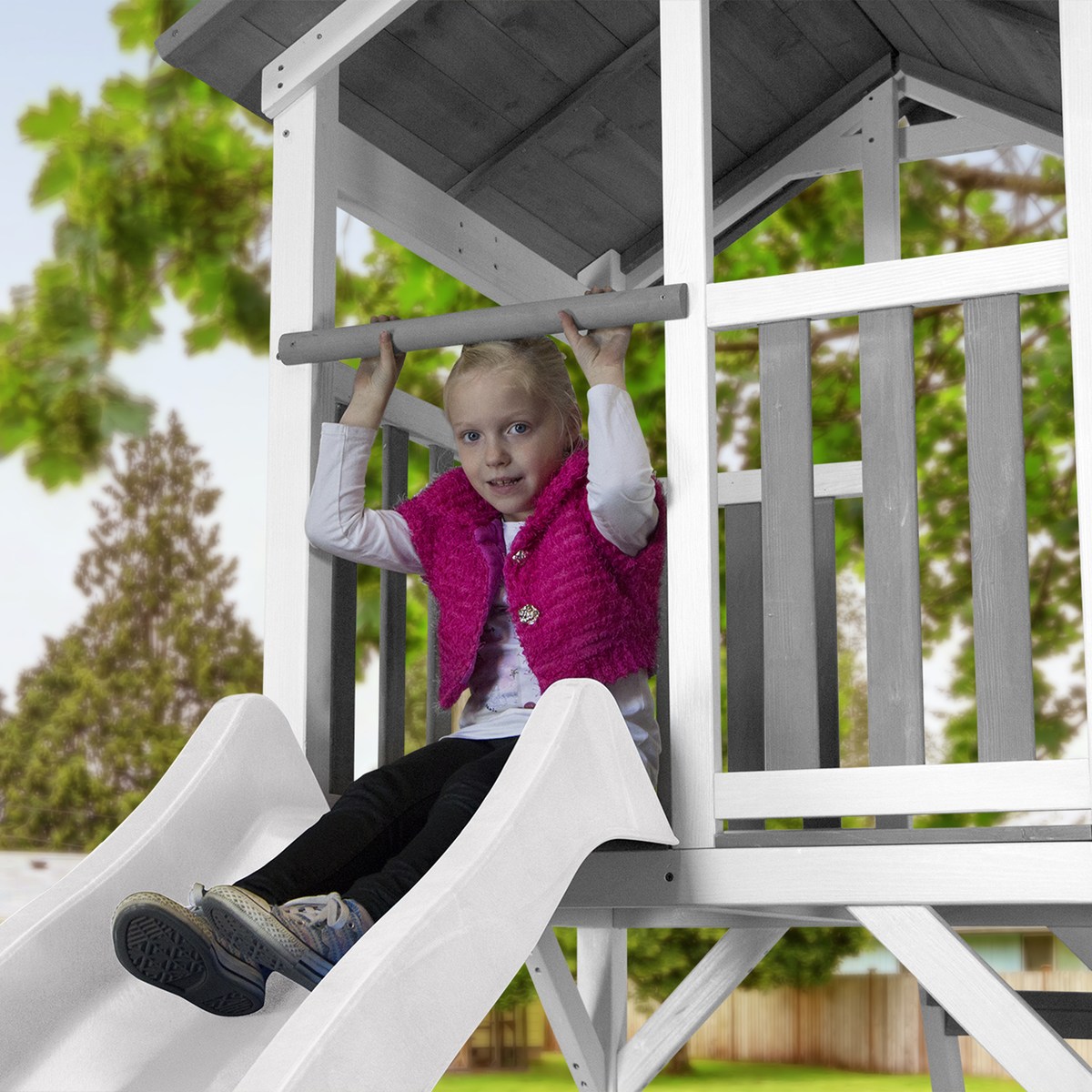 Spielturm Beach Tower Basic grau/weiß mit Rutsche weiß