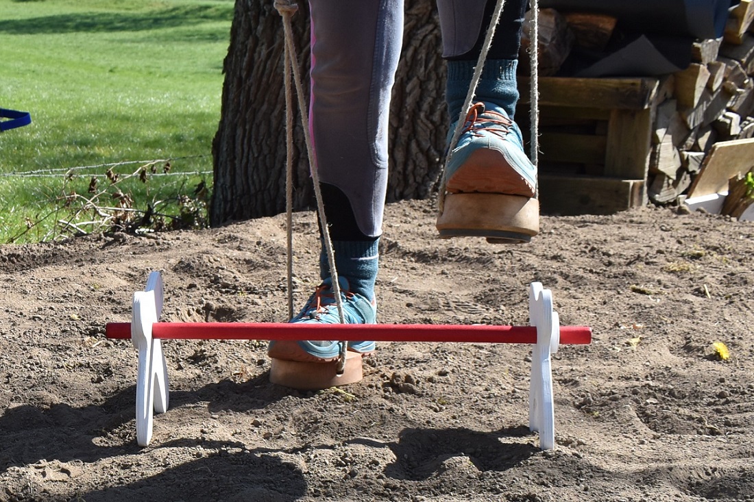 Cavaletti/Hürde für Reitspiele, verstellbar