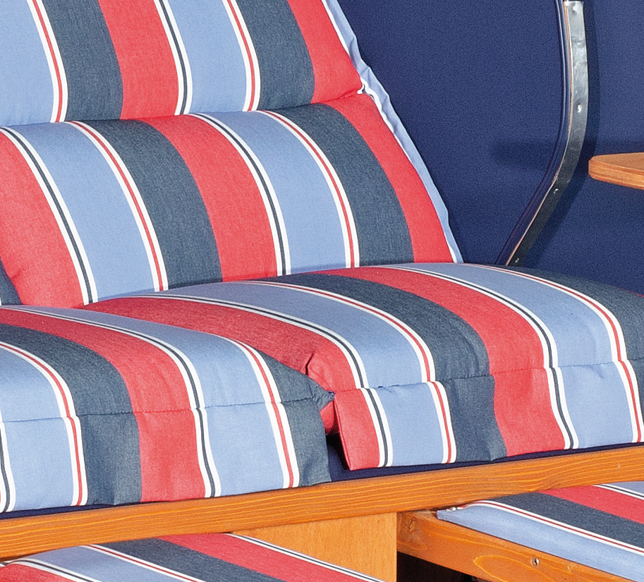 Strandkorb Classic blau mit Dessin Turin Royo und Extras, 2-Sitzer Halblieger von SonnenPartner