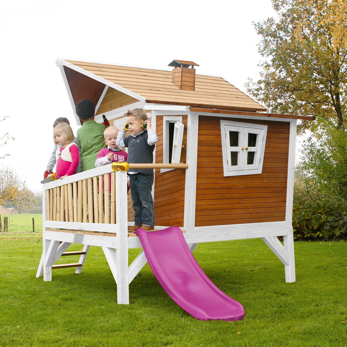 Stelzenhaus Emma mit Rutsche, Holzspielhaus im HexenhausStil von AXI