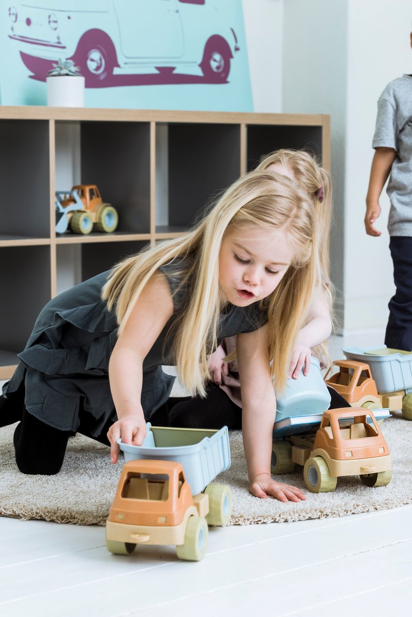 Lastwagen in Geschenk Box von Dantoy, Spielzeug-LKW aus Biokunststoff