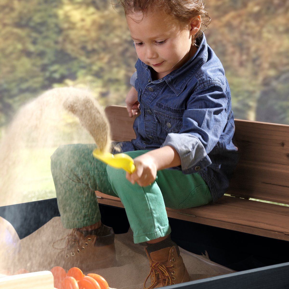 AXI Sandkasten Ella mit Bänken / Abdeckung, anthrazit/braun 100x95x20